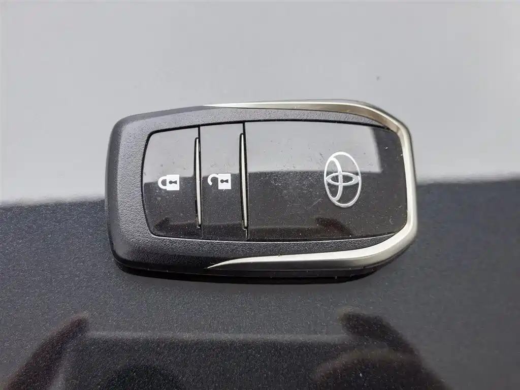 Highlander 2.0 T 4 WD Luxury 7-seat