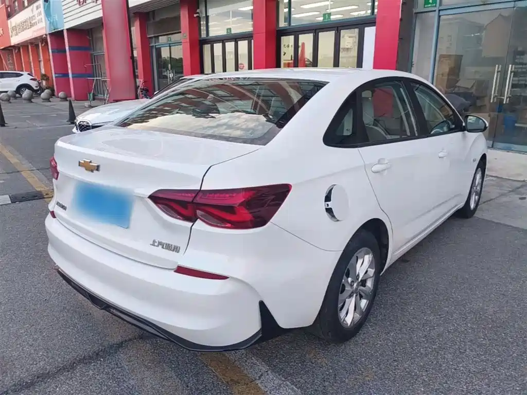 Monza 1.5 L DCT WOW Value Enjoyment