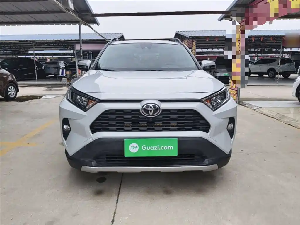 RAV4 2.0 L CVT 2 WD Style