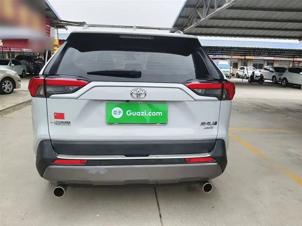 RAV4 2.0 L CVT 2 WD Style