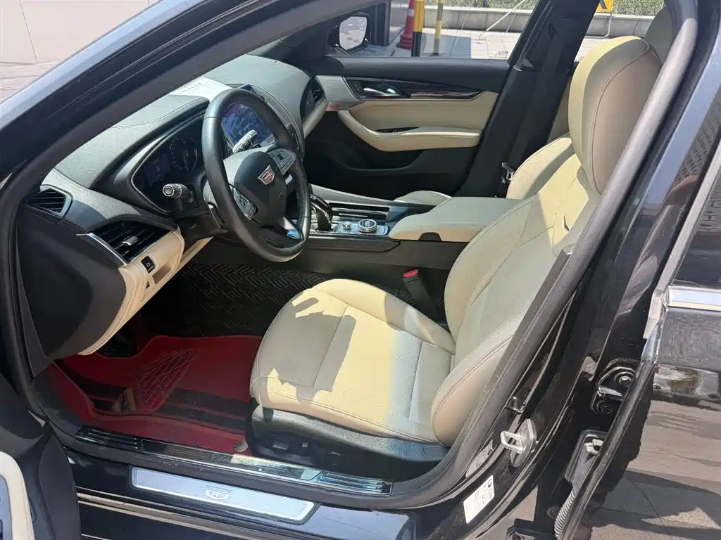 Cadillac CT5 Facelift 28 T Luxury