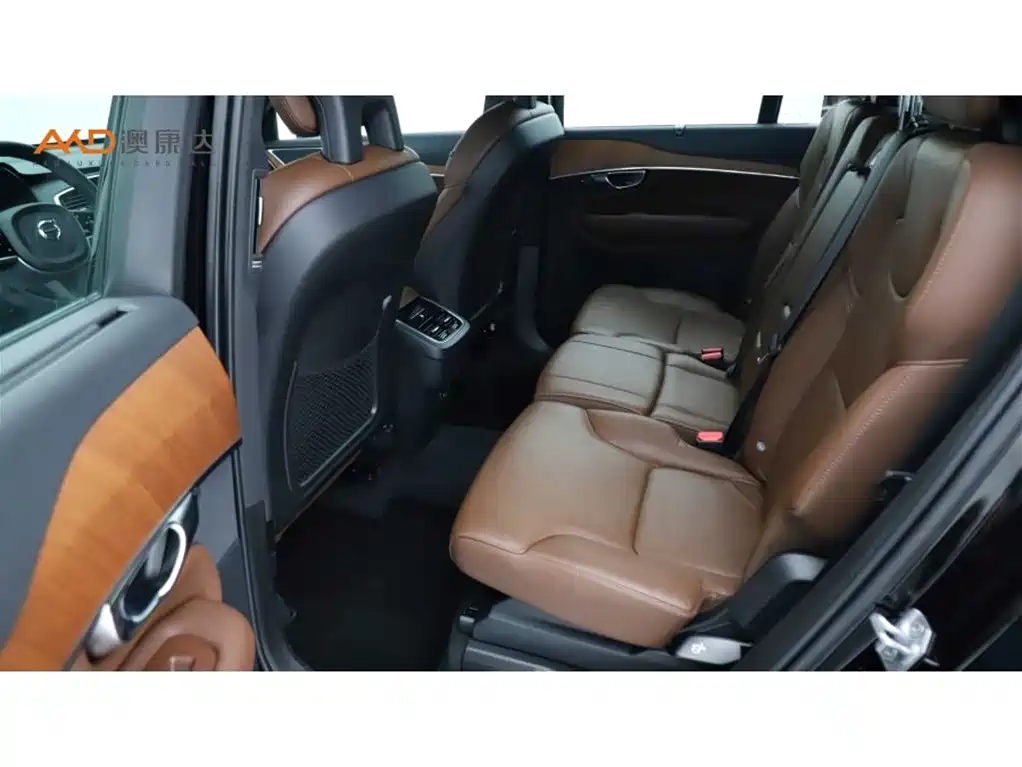 Volvo XC90 沃尔沃XC902021款 B6 智逸豪华版 7座