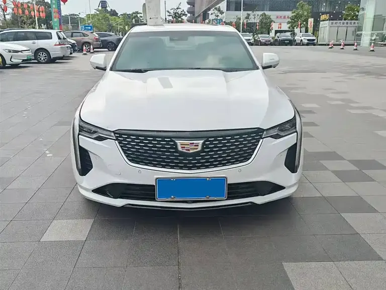Cadillac CT4 28 T Luxury
