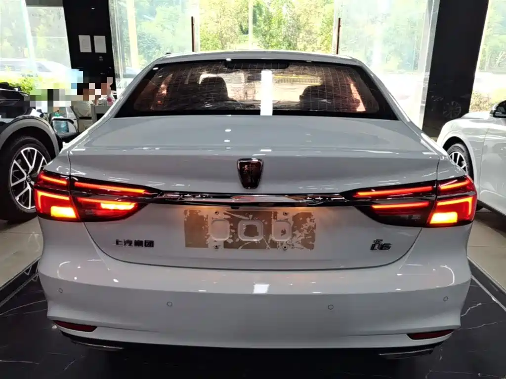 Roewe i6 Classic 荣威i6经典 2019款 PLUS 1.6 L CVT 4 G互联豪华大赞版