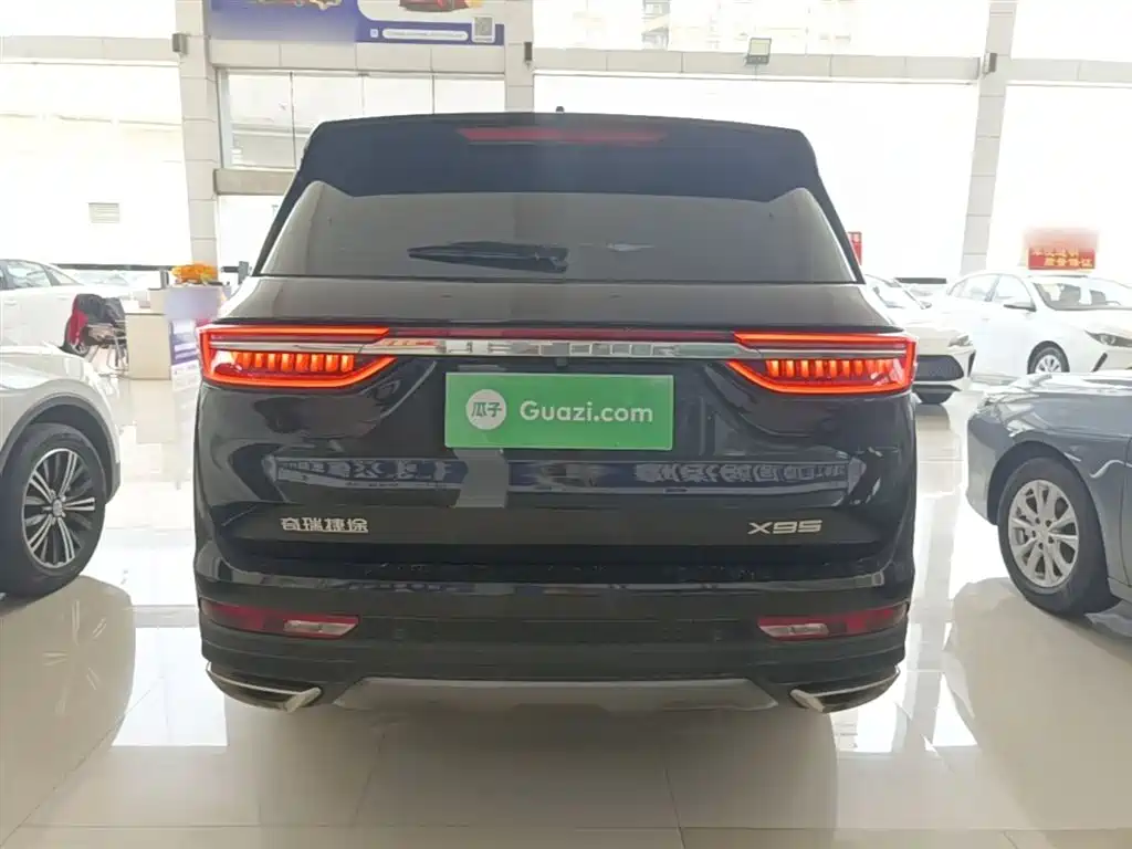 Jetour X95 1.6 T DCT 7-seat