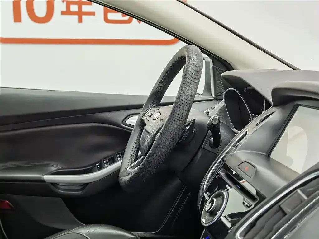 Focus 福克斯 2015款 两厢 EcoBoost 180 自动运动型