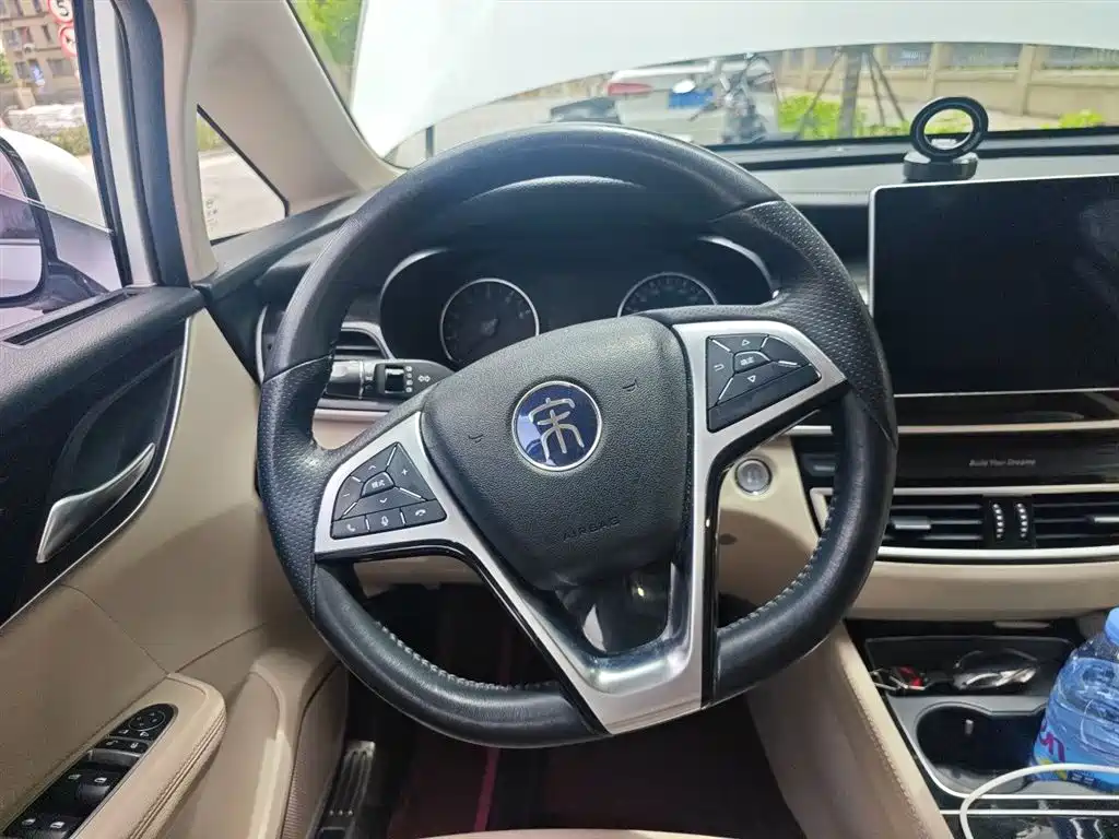 Song MAX 宋MAX 2019款 1.5 T 自动智联睿逸型 7座 国V