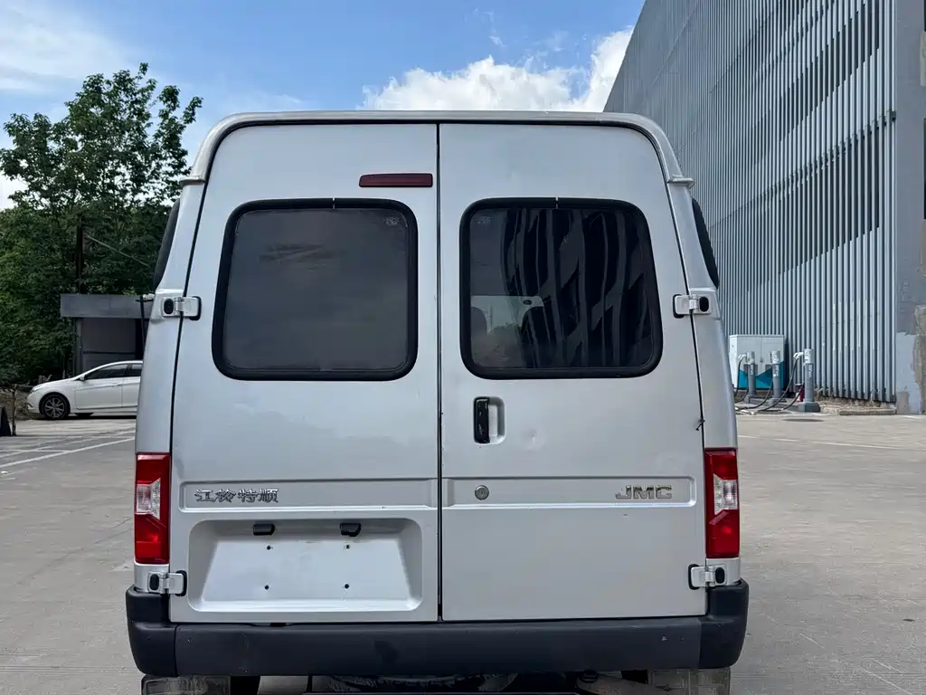 Transit Custom 2.8 T Space King Standard SWB Mid High Roof 6-seat Diesel CN-VI JX493