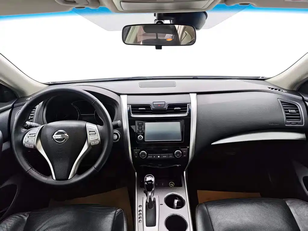 Teana Facelift 2.0 L XL Comfort