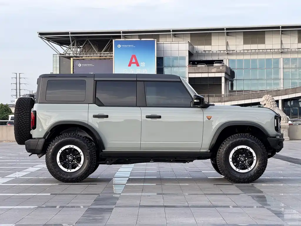 Ford Bronco 2.3 T Badlands