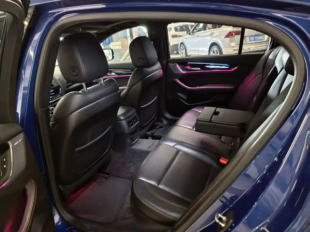 Cadillac CT5 Facelift 28 T Platinum Sport