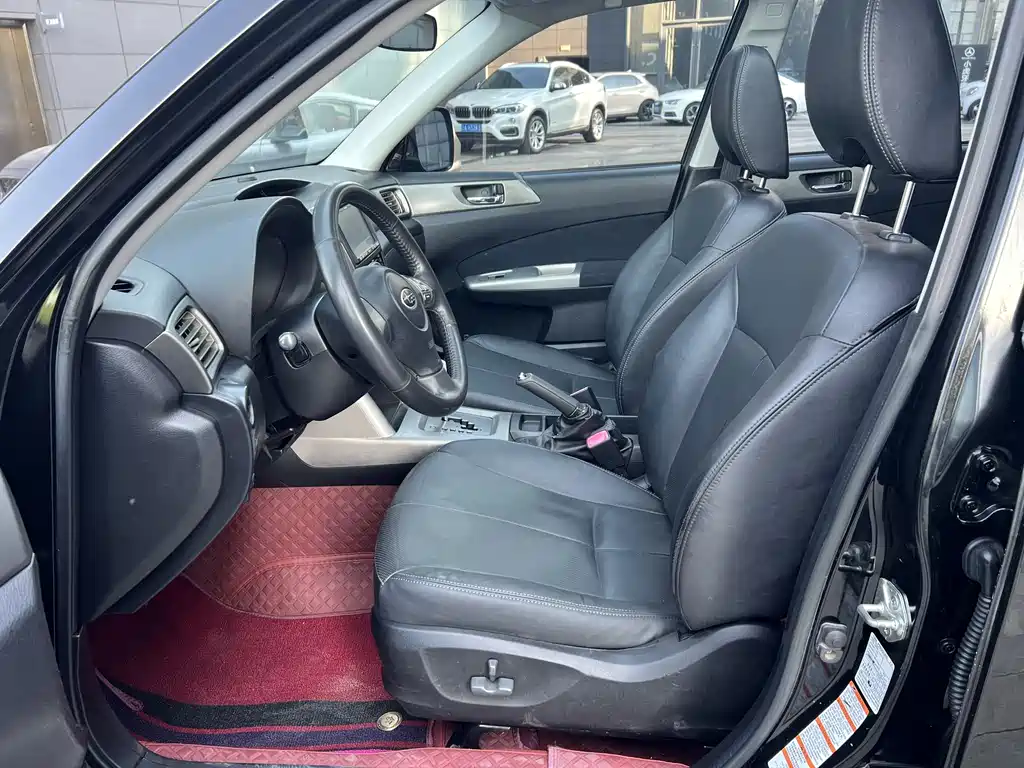 Forester 森林人 2010款 2.5 XT 豪华导航版