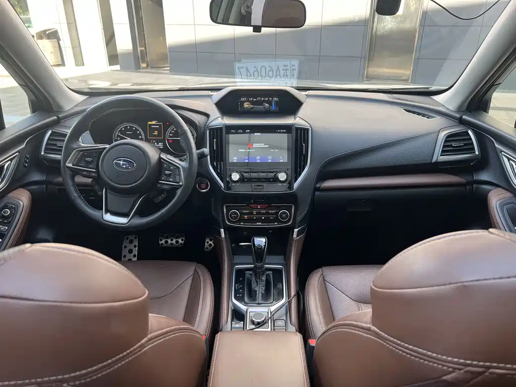 Forester 森林人 2019款 2.0 i 智擎旗舰版EyeSight