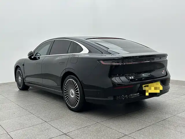 Voyah Zhuiguang L 4 WD Ultra