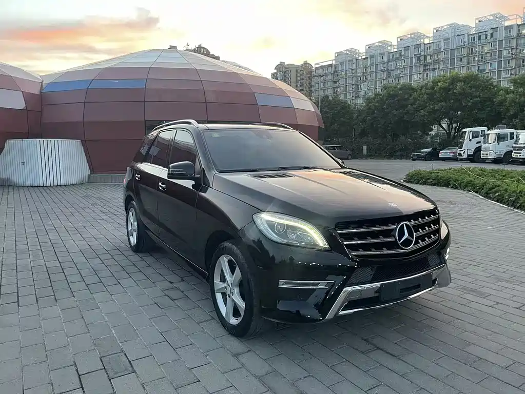 Mercedes-Benz M-Class ML 400 4 MATIC Dynamic
