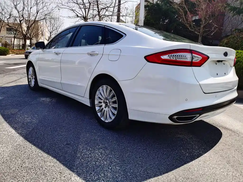 Mondeo 2.0 L GTDi200 Fashion