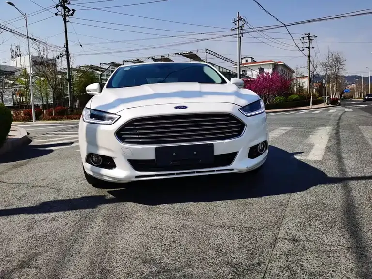 Ford Mondeo 2.0 L GTDi200 Fashion