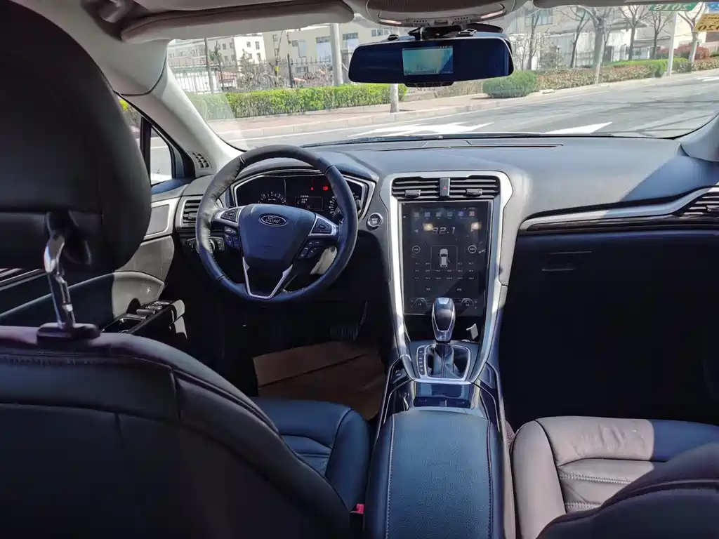 Mondeo 2.0 L GTDi200 Fashion
