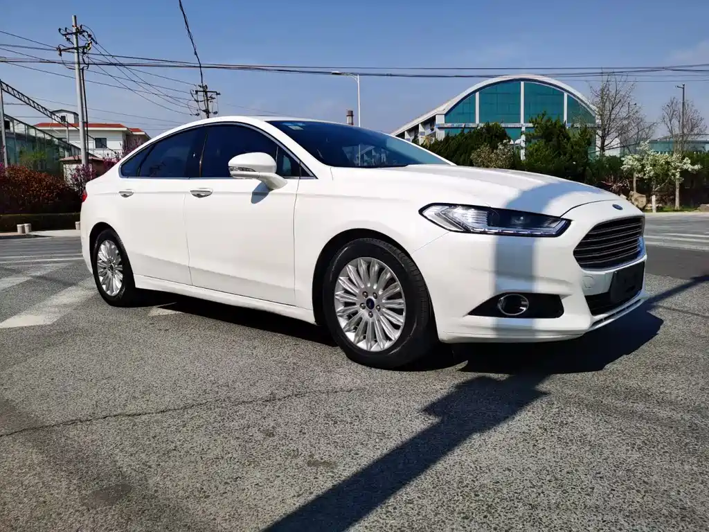 Mondeo 2.0 L GTDi200 Fashion