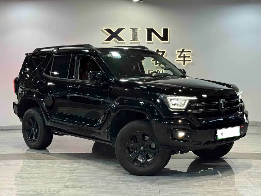 Tank 400 NEV Hi4-T Offroad