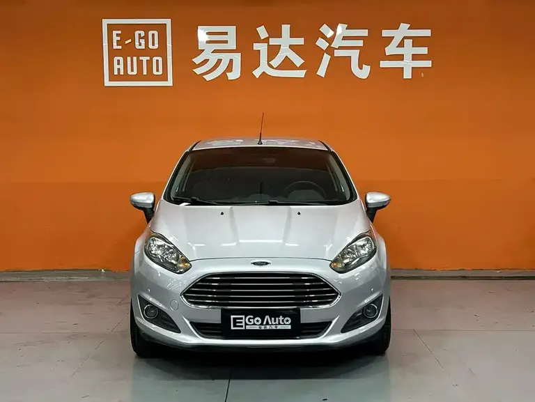 Ford Fiesta Hatchback 1.5 L Auto Fashion
