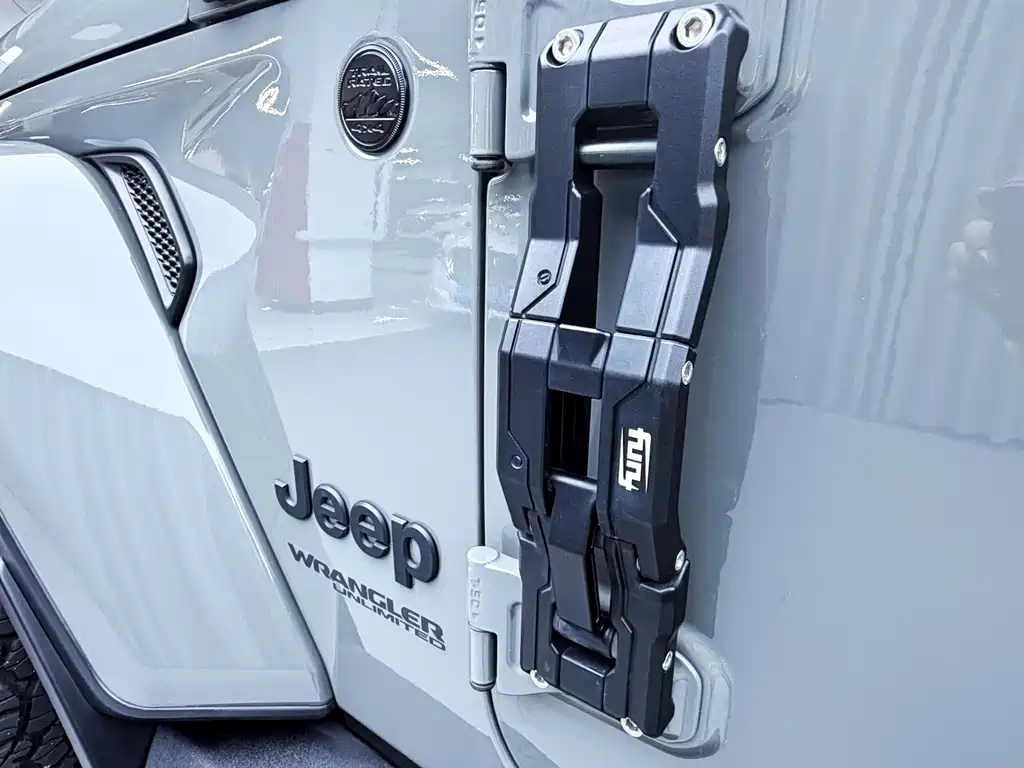 Wrangler 2.0 T Highland 4-door