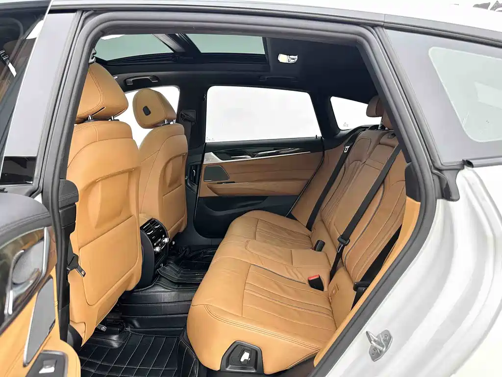BMW 6 Series GT 630 i M Sport Package