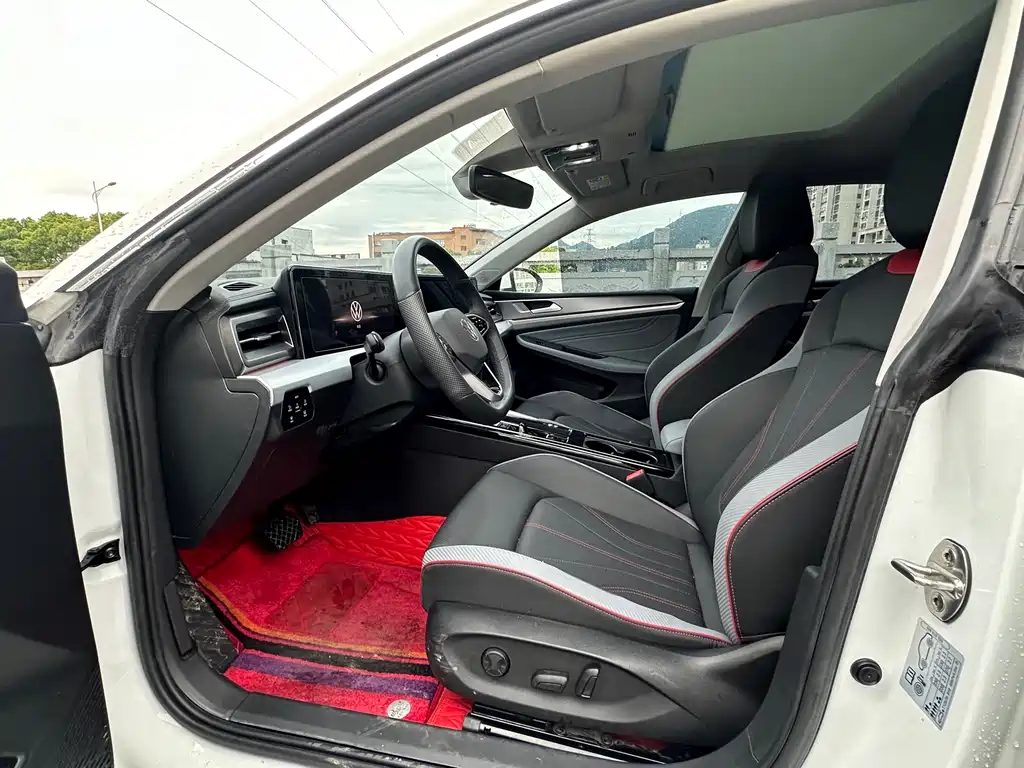 Lamando Lamando L 280 TSI DSG Spicy Cool