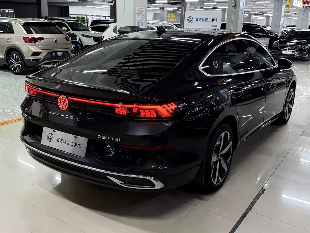 Lamando Lamando L 280 TSI DSG Spicy Cool