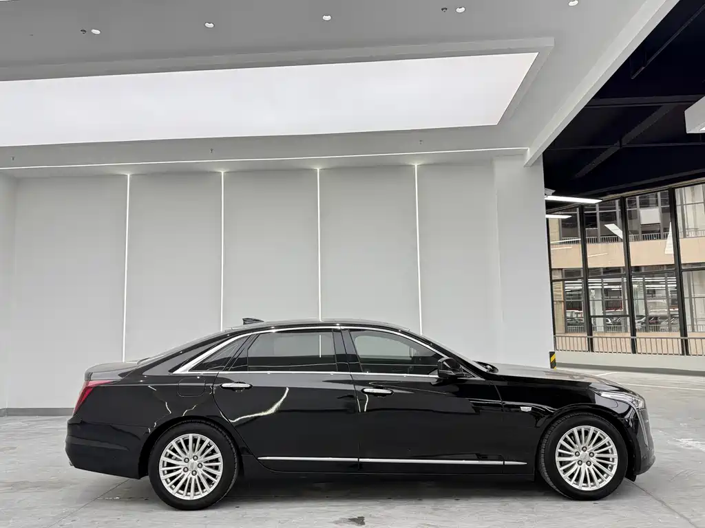 Cadillac CT6 28 T Luxury