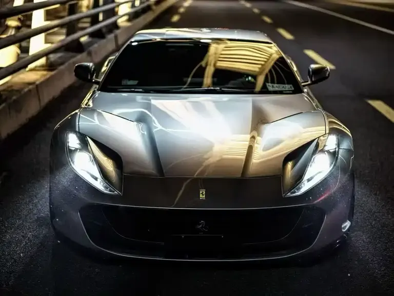 Ferrari 812 6.5 L Superfast