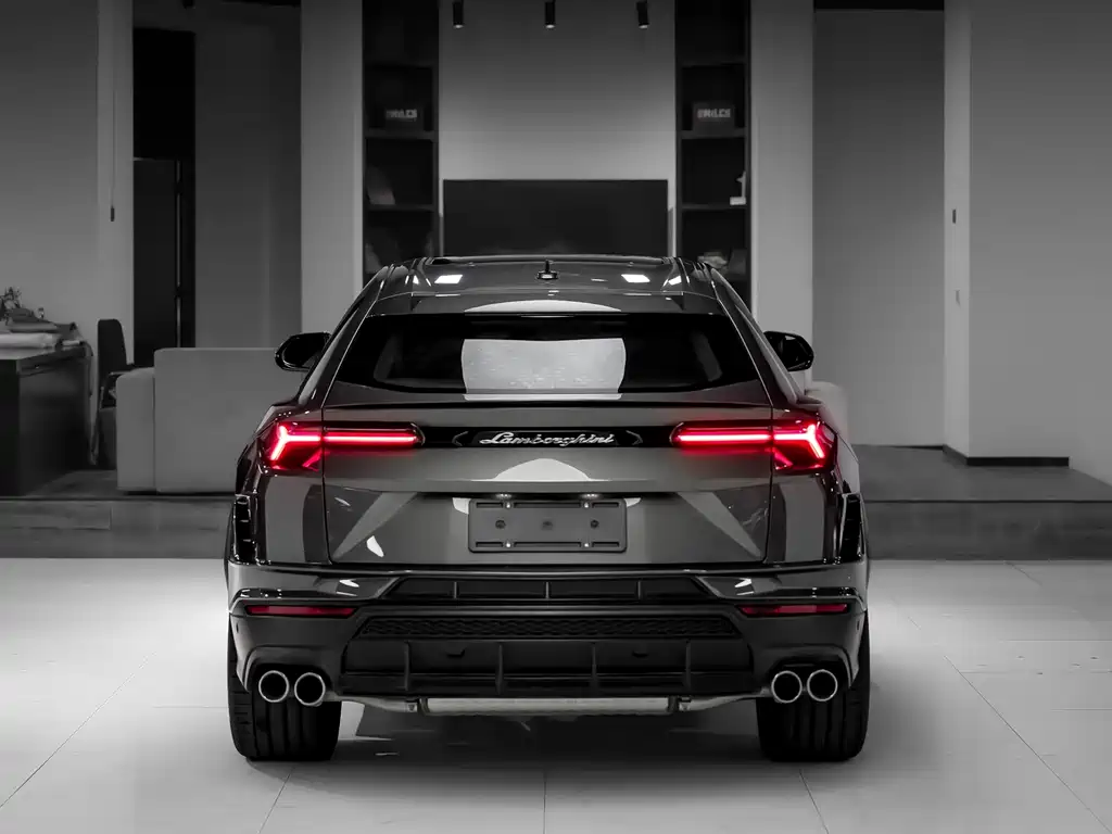 Urus 4.0 T V8 S