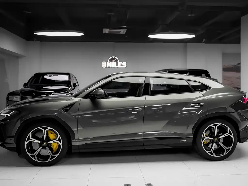 Urus 4.0 T V8 S