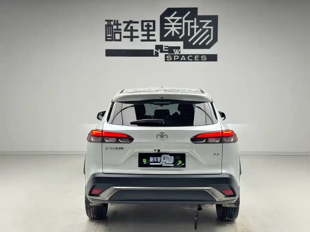 Frontlander 2.0 L CVT Luxury