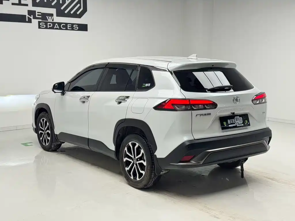 Frontlander 2.0 L CVT Luxury