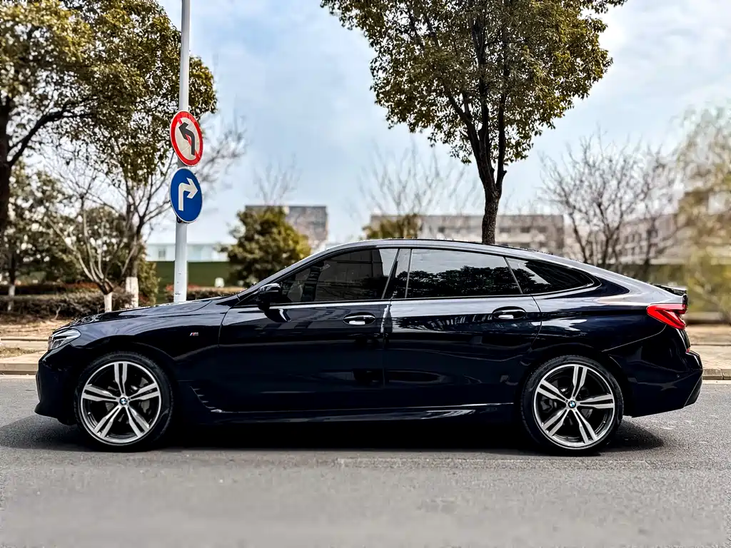 BMW 6 Series GT 630 i M Sport Package