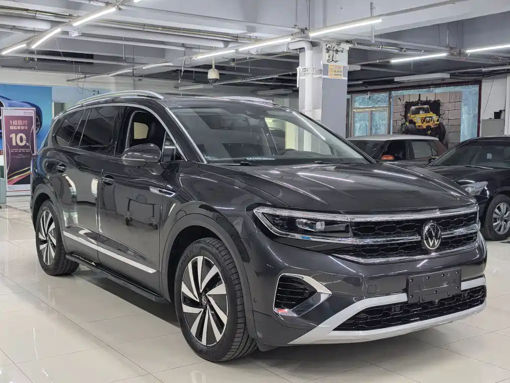 Talagon 380 TSI 4 WD Luxury Premium Realm Pro 7-seat