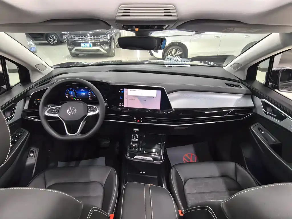 Talagon 380 TSI 4 WD Luxury Premium Realm Pro 7-seat
