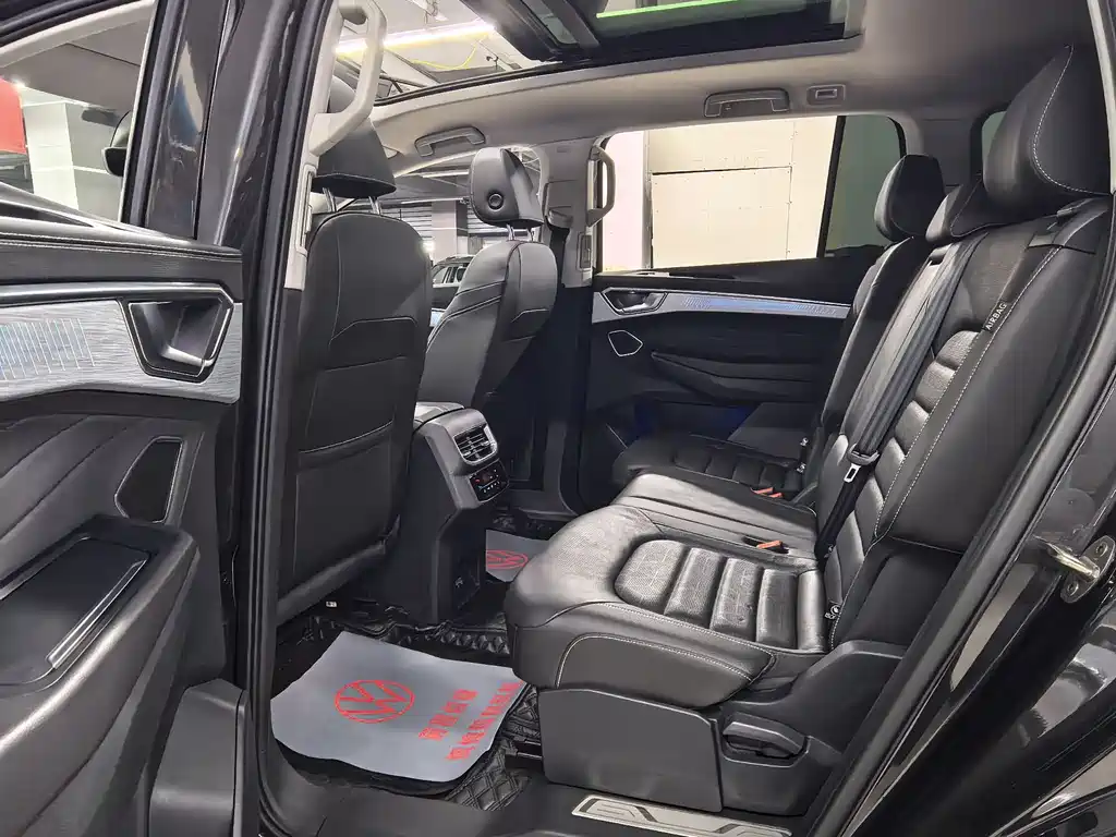 Talagon 380 TSI 4 WD Luxury Premium Realm Pro 7-seat