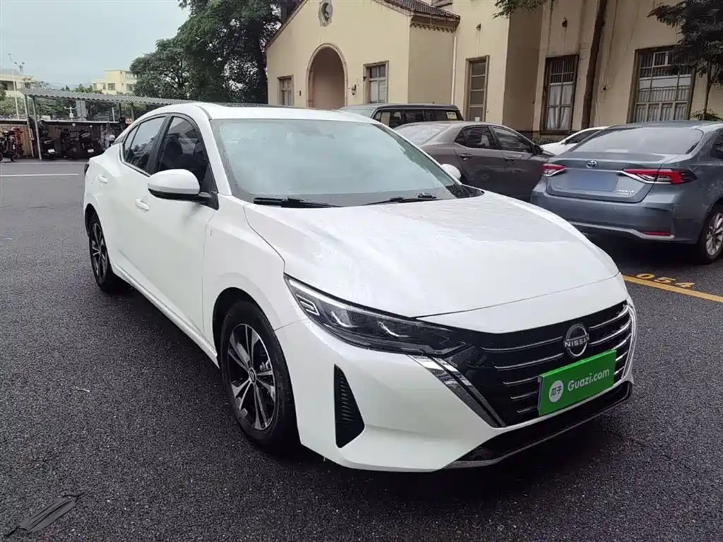 Sylphy 1.6 L CVT Joy