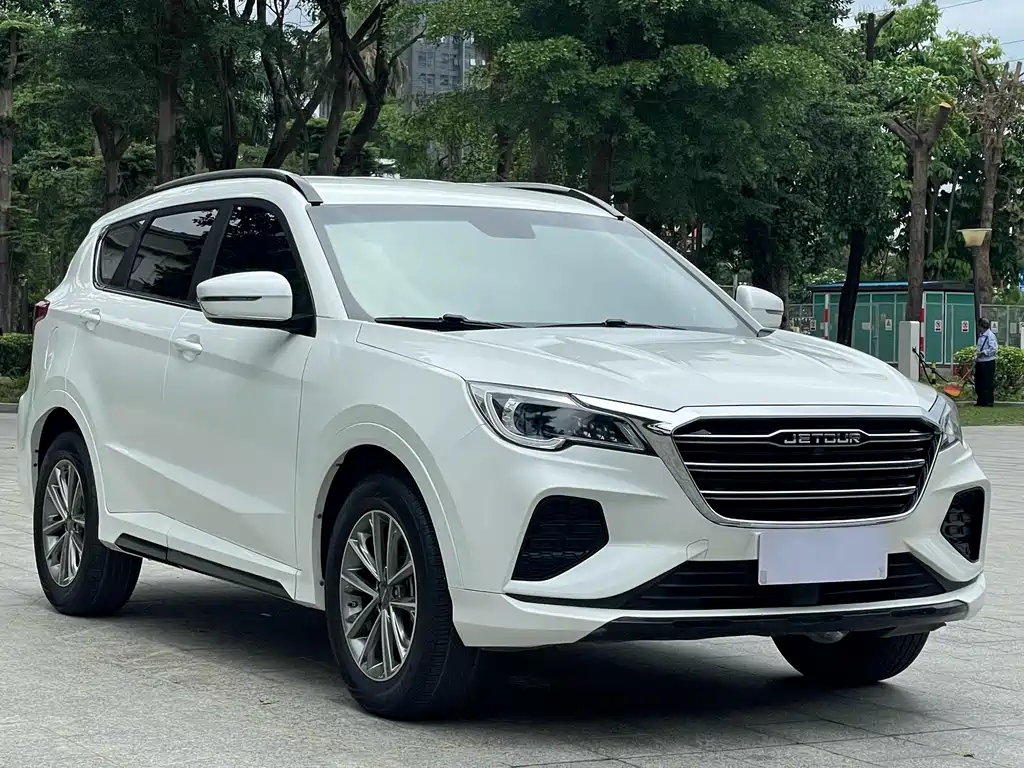 Jetour X70 1.5 T DCT