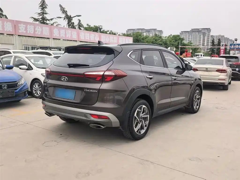 Tucson 280 TGDi DCT 2 WD Fashion CN-V