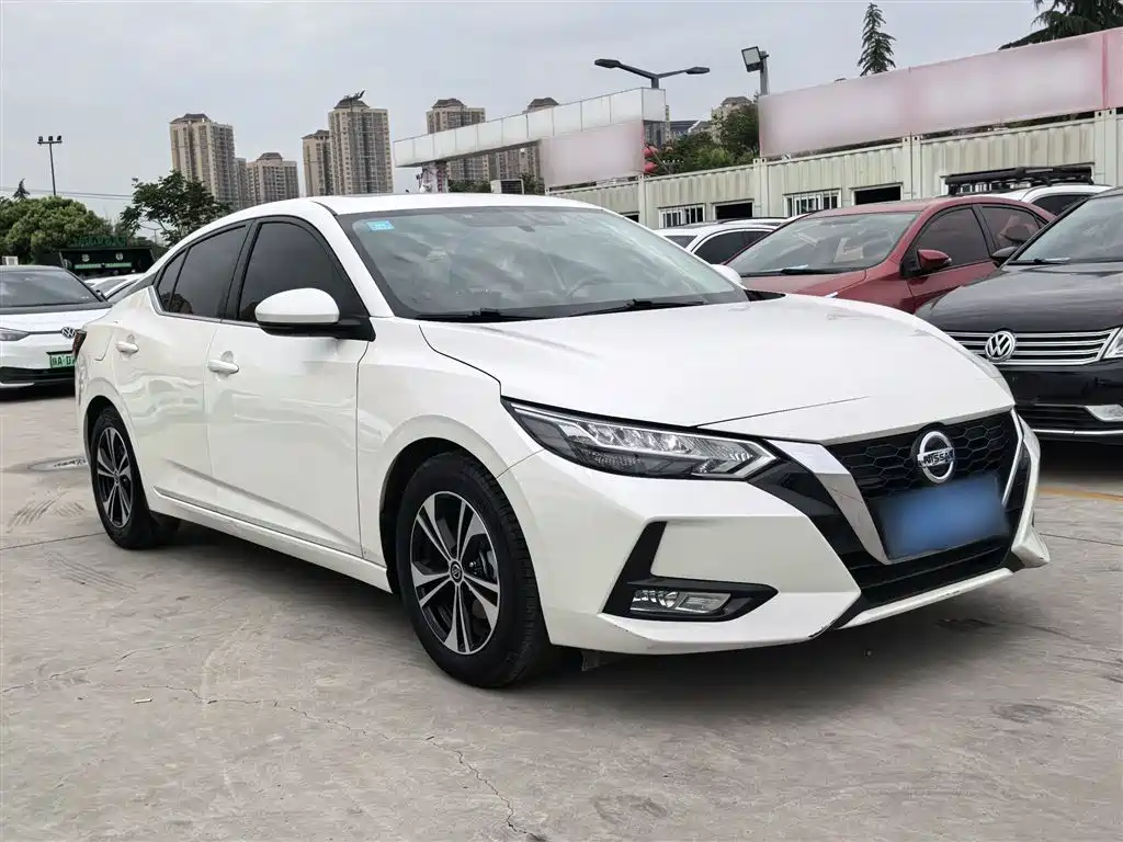 Sylphy 1.6 L XL CVT Joy