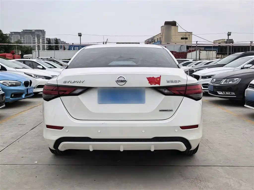 Sylphy 1.6 L XL CVT Joy