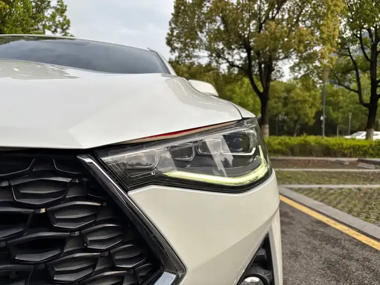 Haval F7 x 1.5 T 2 WD Ultimate Smart Tech