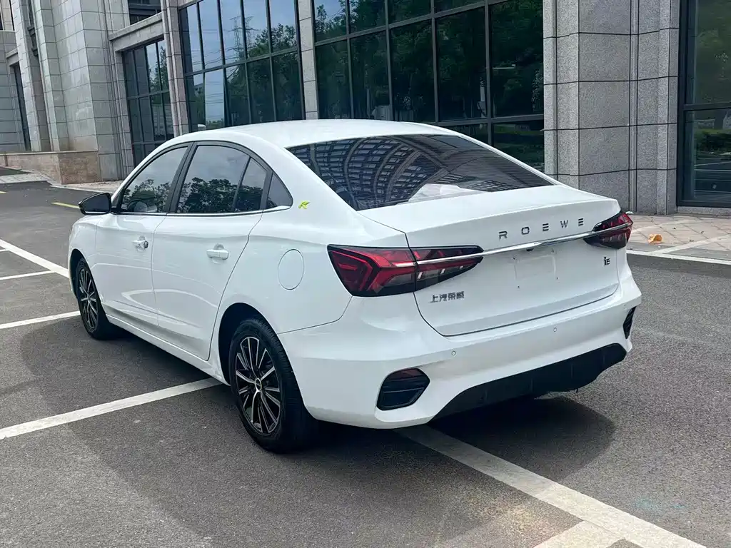 Roewe i5 1.5 L Manual Platinum