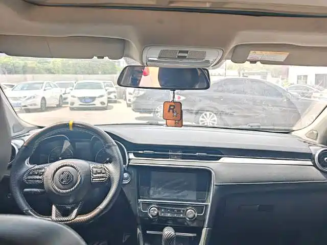 MG6 20 T Auto Luxury Connected CN-V