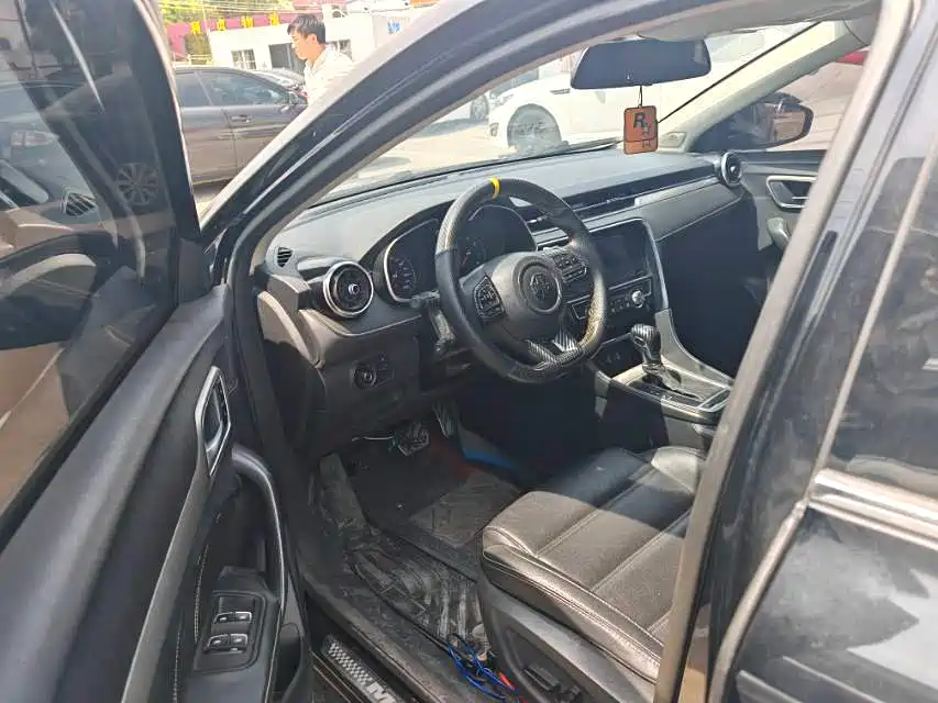 MG6 20 T Auto Luxury Connected CN-V