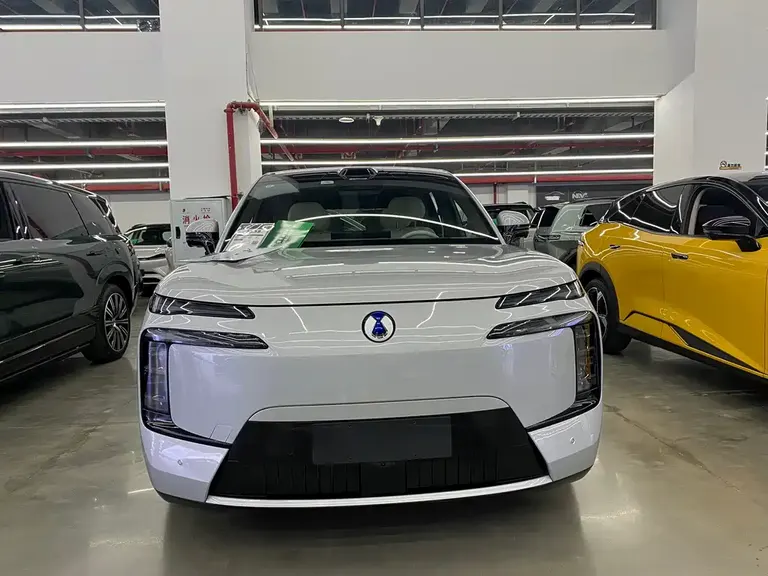 Denza N8 L Flagship