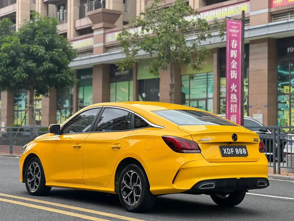 MG5 180 DVVT CVT Youth Luxury